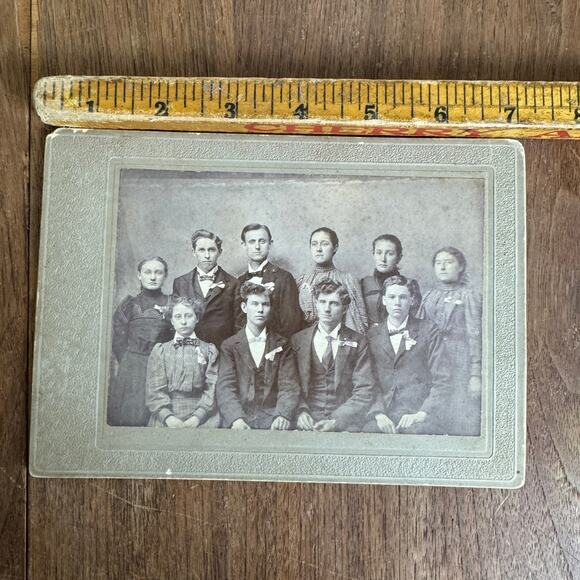 Antique Studio Portrait Group‎ of Young Adults Cabinet Card Photograph - Picture 8 of 9